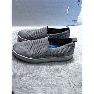 Born Womens Gray Slip-On Knit Sneakers size 8 M